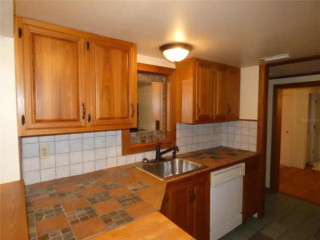 237 Cortez Avenue De Leon Springs FL 32130