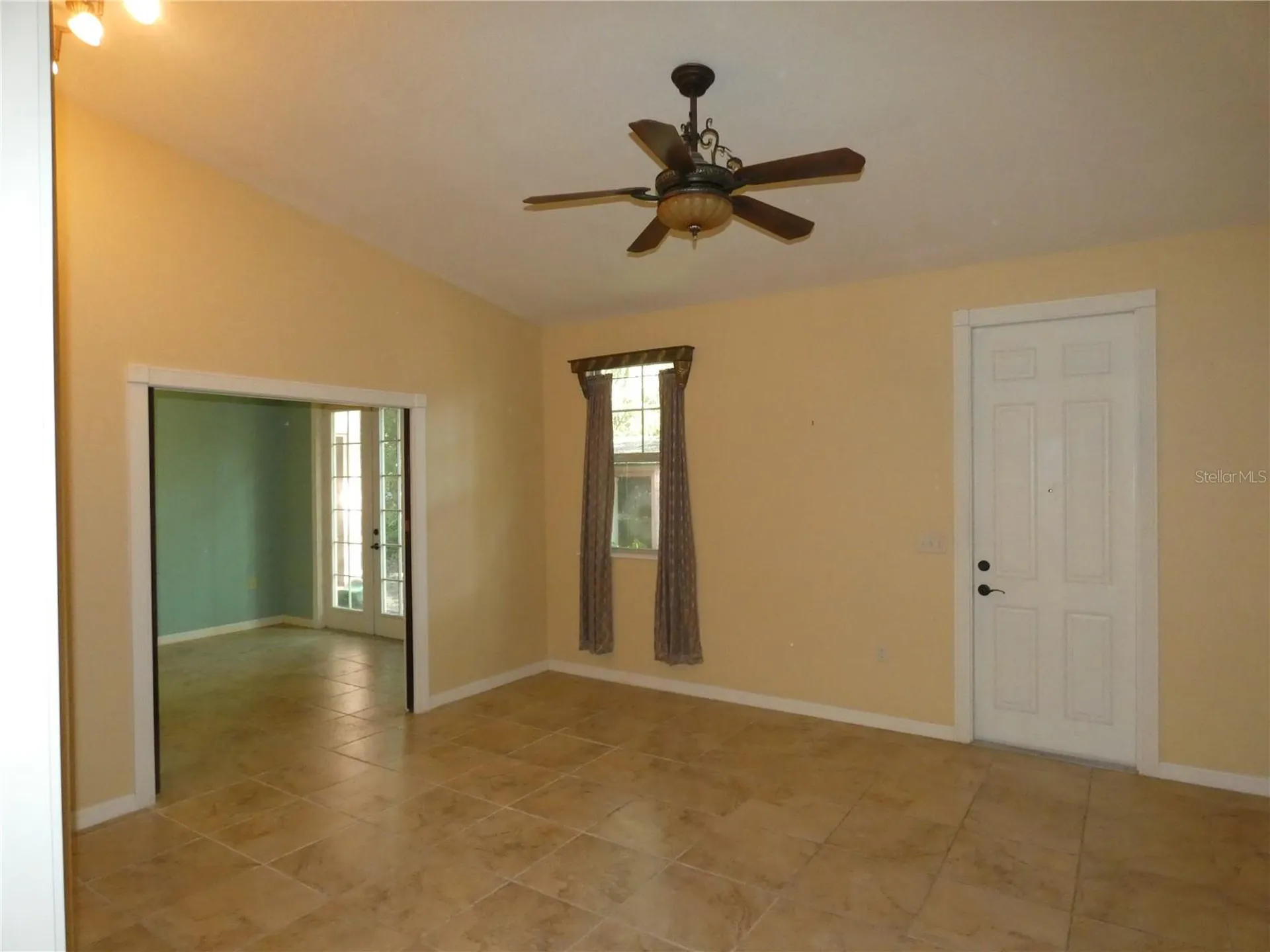 237 Cortez Avenue De Leon Springs FL 32130