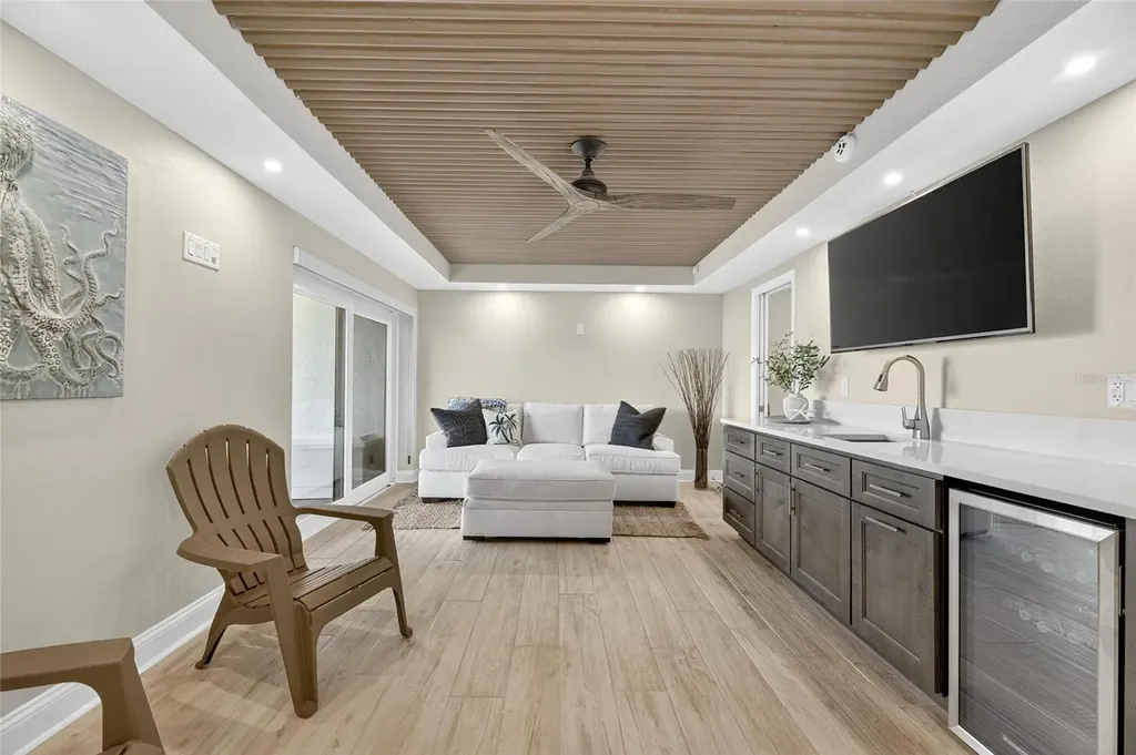 160 Marina Del Rey Court Clearwater Beach FL 33767