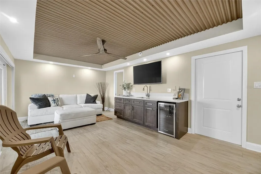 160 Marina Del Rey Court Clearwater Beach FL 33767