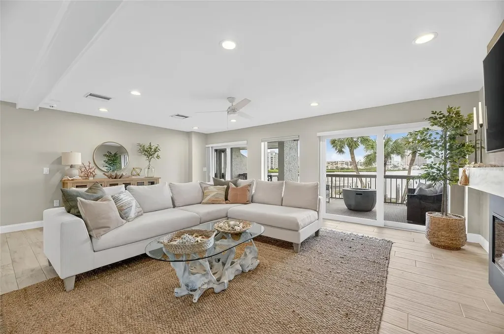 160 Marina Del Rey Court Clearwater Beach FL 33767