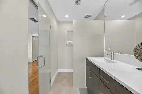 160 Marina Del Rey Court Clearwater Beach FL 33767