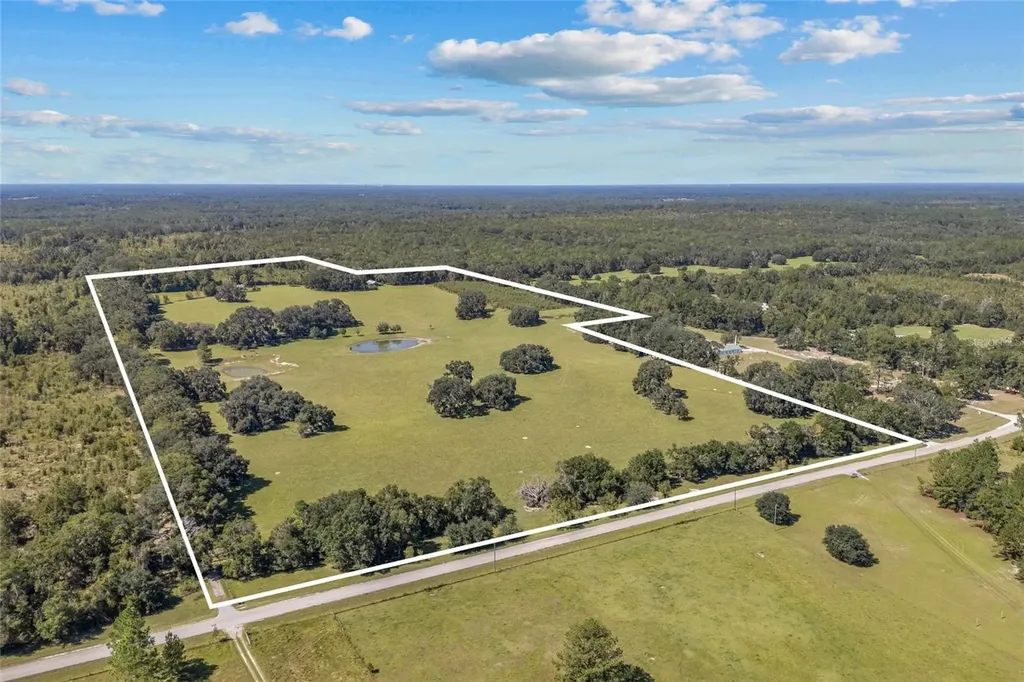 960 SW Bethlehem Avenue Fort White FL 32038