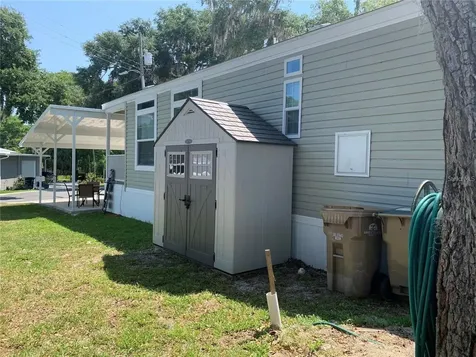 699 Cindi Avenue Leesburg FL 34788
