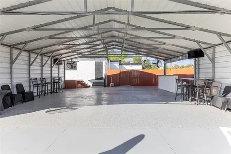 905 S Adelle Avenue Deland FL 32720