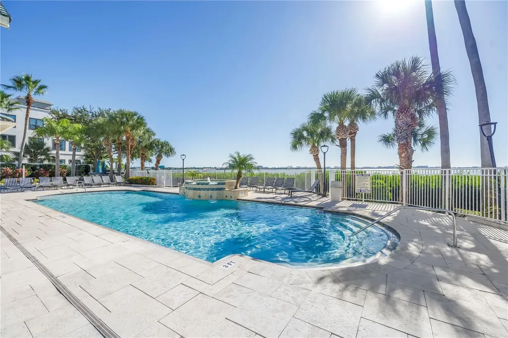 4206 Bay Club Circle Tampa FL 33607