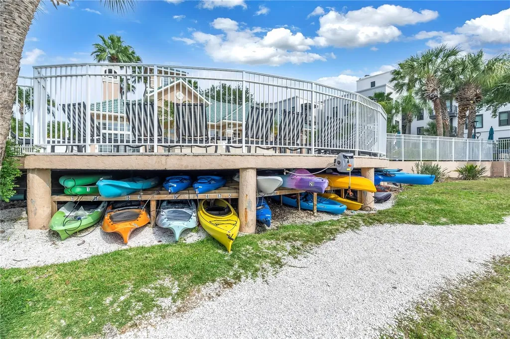 4206 Bay Club Circle Tampa FL 33607
