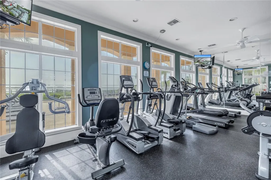4206 Bay Club Circle Tampa FL 33607