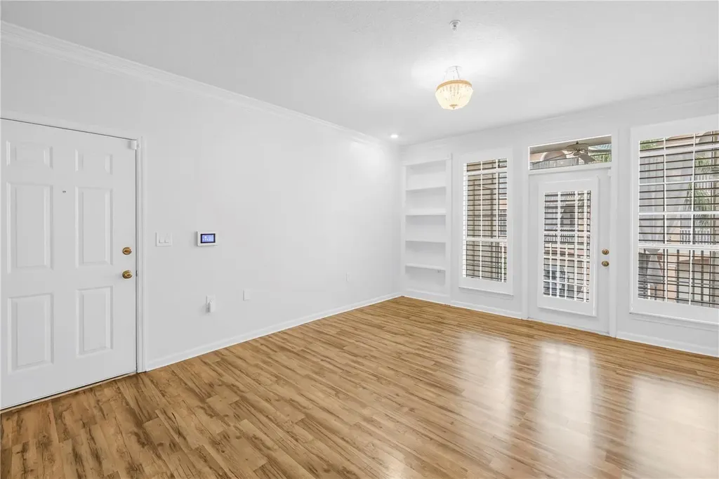 4206 Bay Club Circle Tampa FL 33607