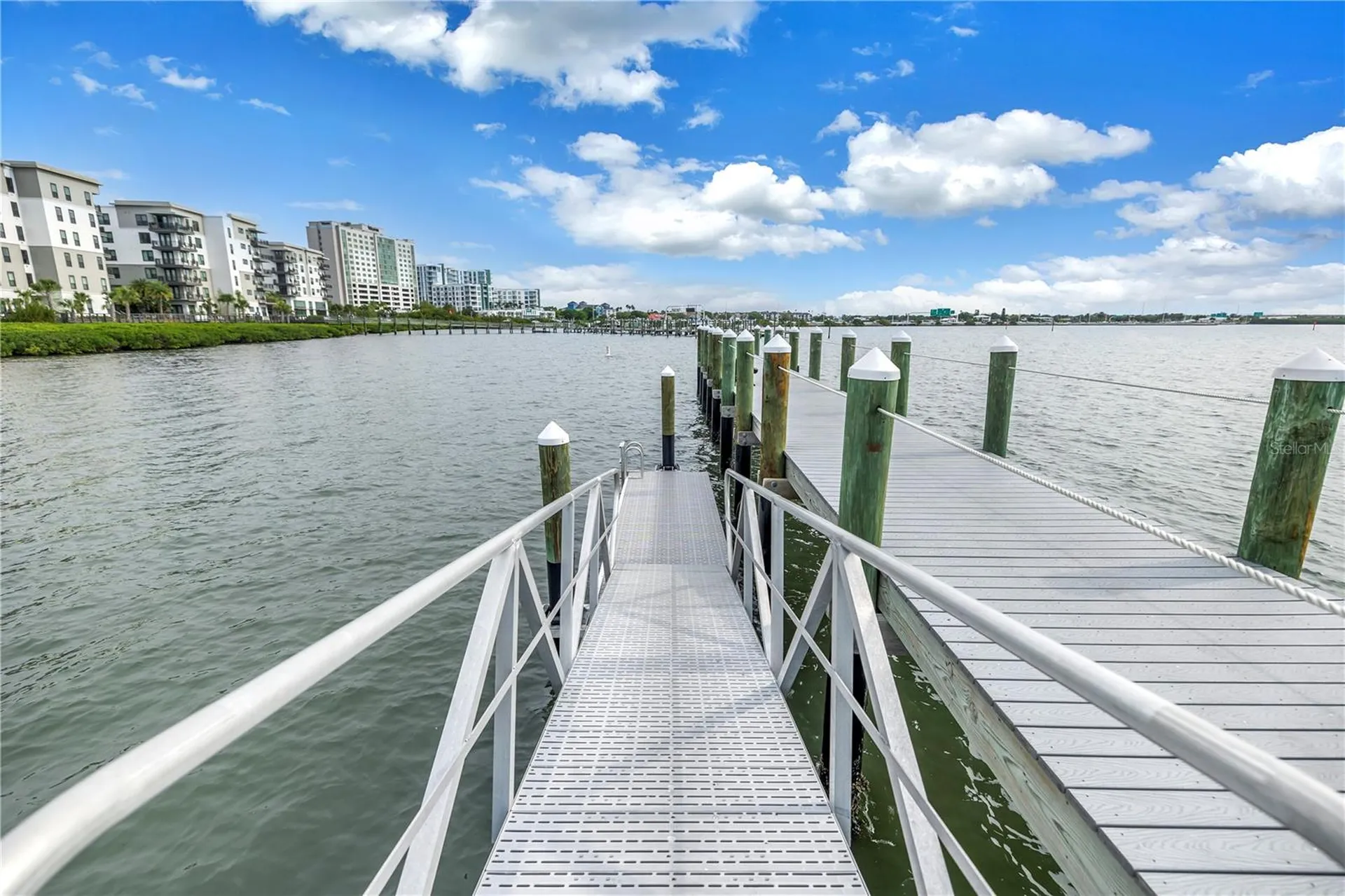 4206 Bay Club Circle Tampa FL 33607