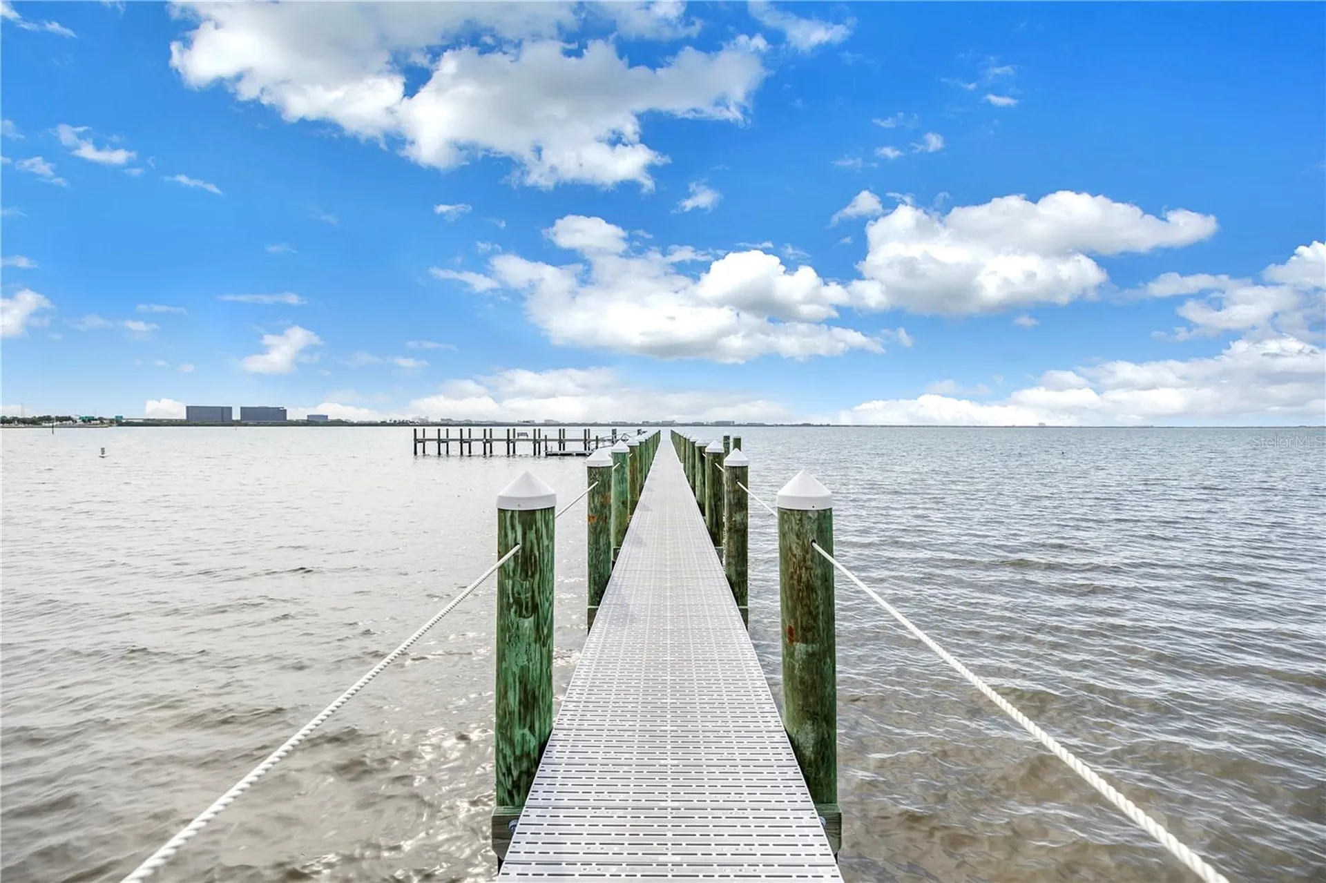 4206 Bay Club Circle Tampa FL 33607