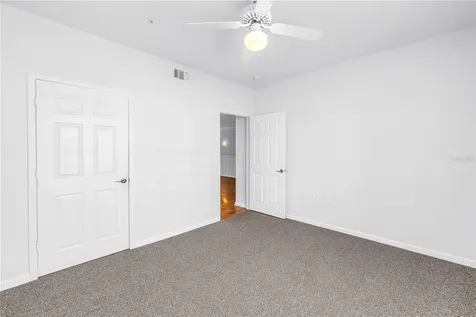 4206 Bay Club Circle Tampa FL 33607