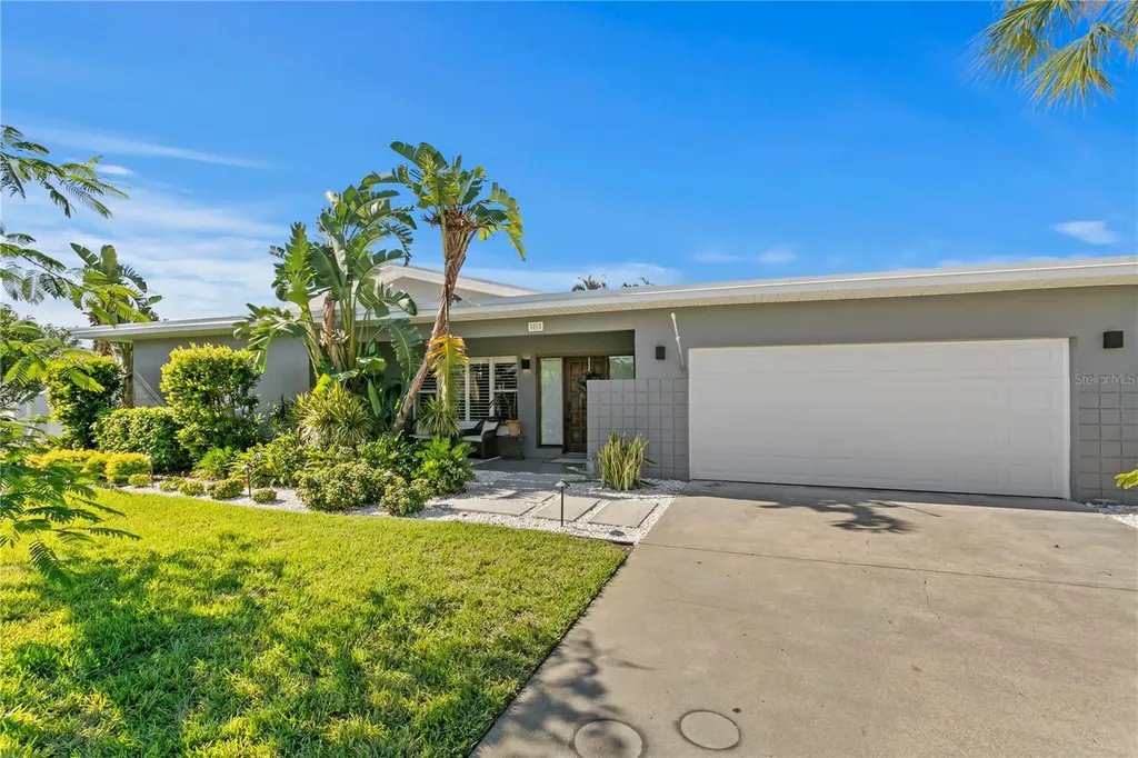 5065 39th Street S St Petersburg FL 33711