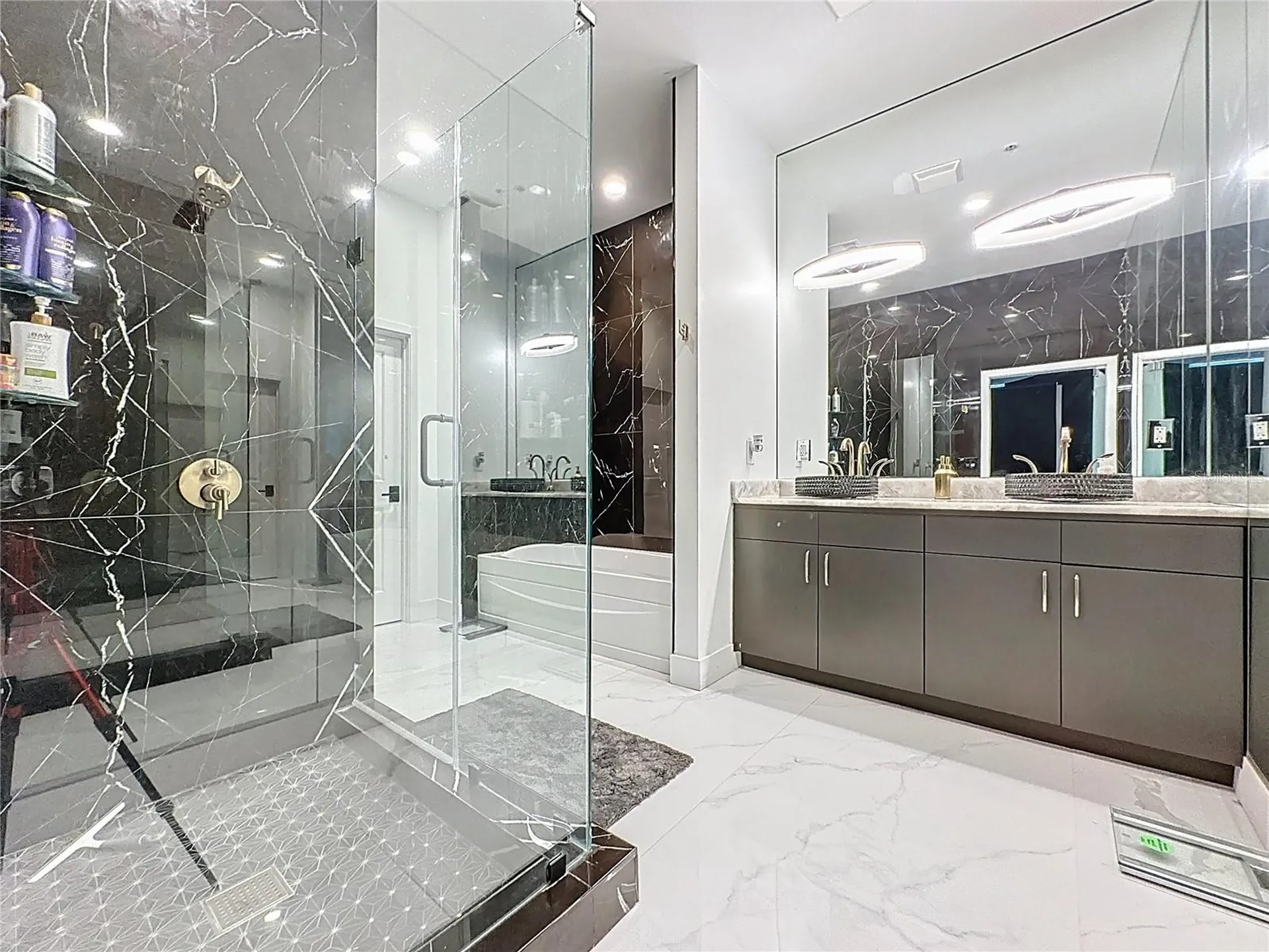 155 S Court Avenue Orlando FL 32801