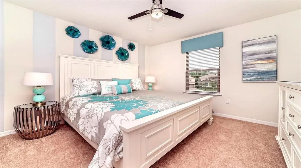 8894 Qin Loop Kissimmee FL 34747