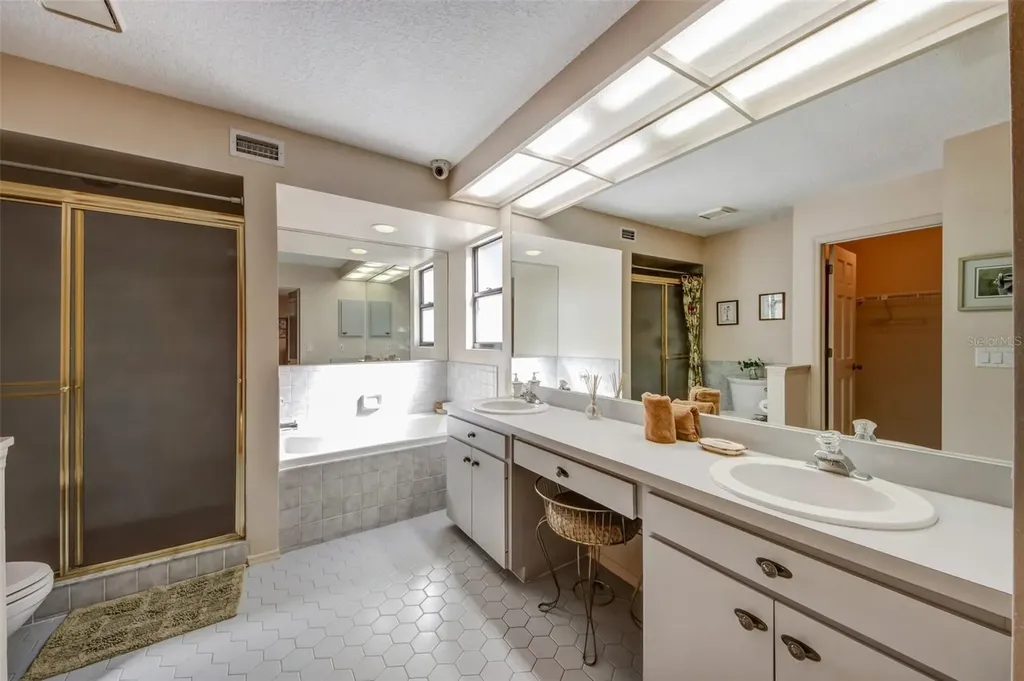 3401 Avenida Madera Bradenton FL 34210