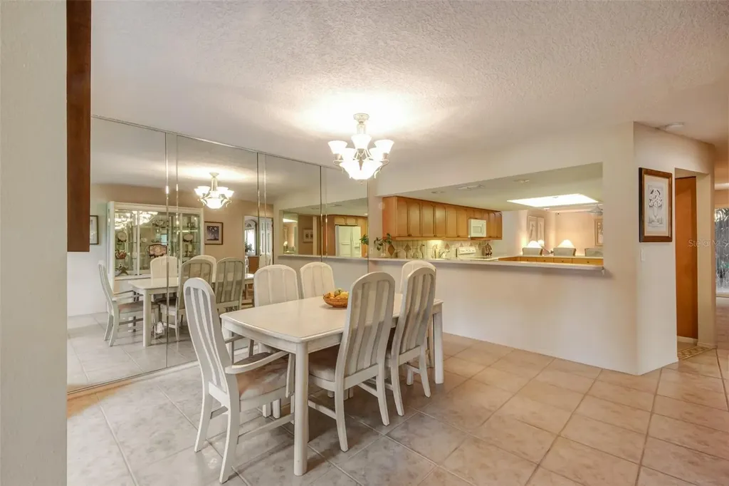 3401 Avenida Madera Bradenton FL 34210