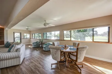 3401 Avenida Madera Bradenton FL 34210