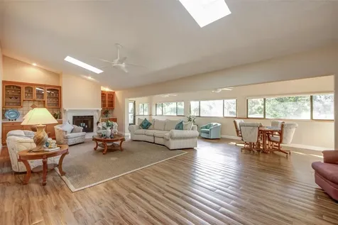3401 Avenida Madera Bradenton FL 34210