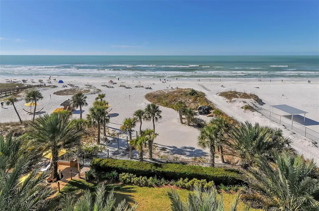 915 Seaside Drive Sarasota FL 34242