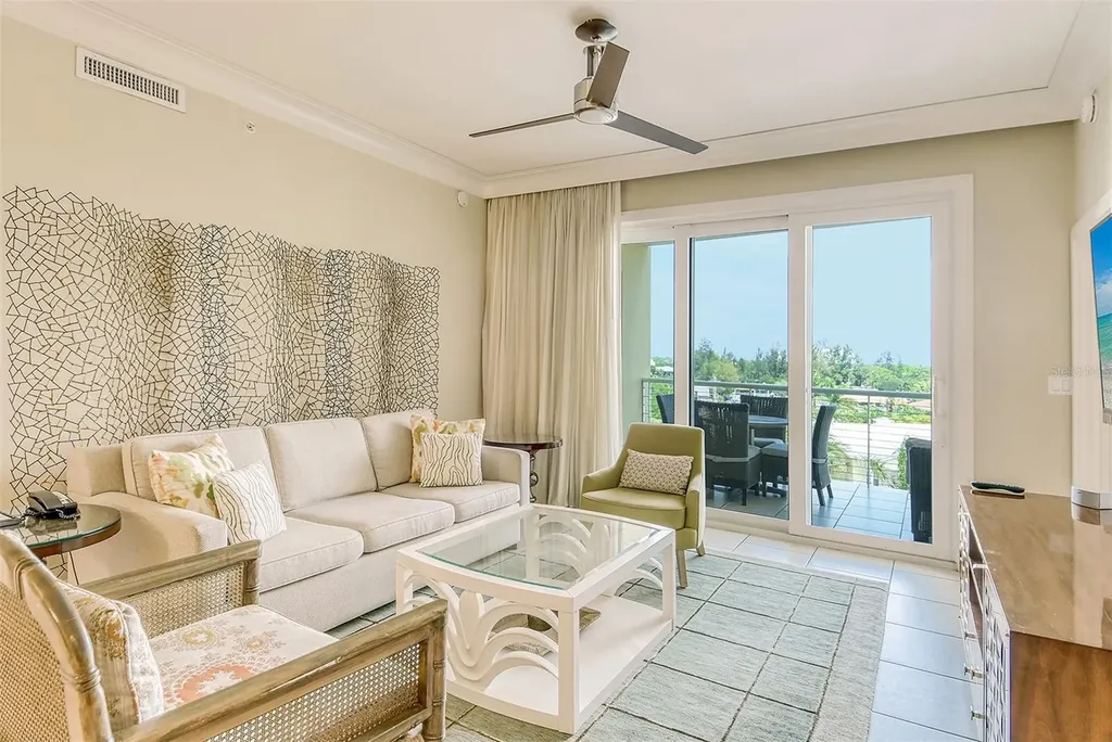 915 Seaside Drive Sarasota FL 34242