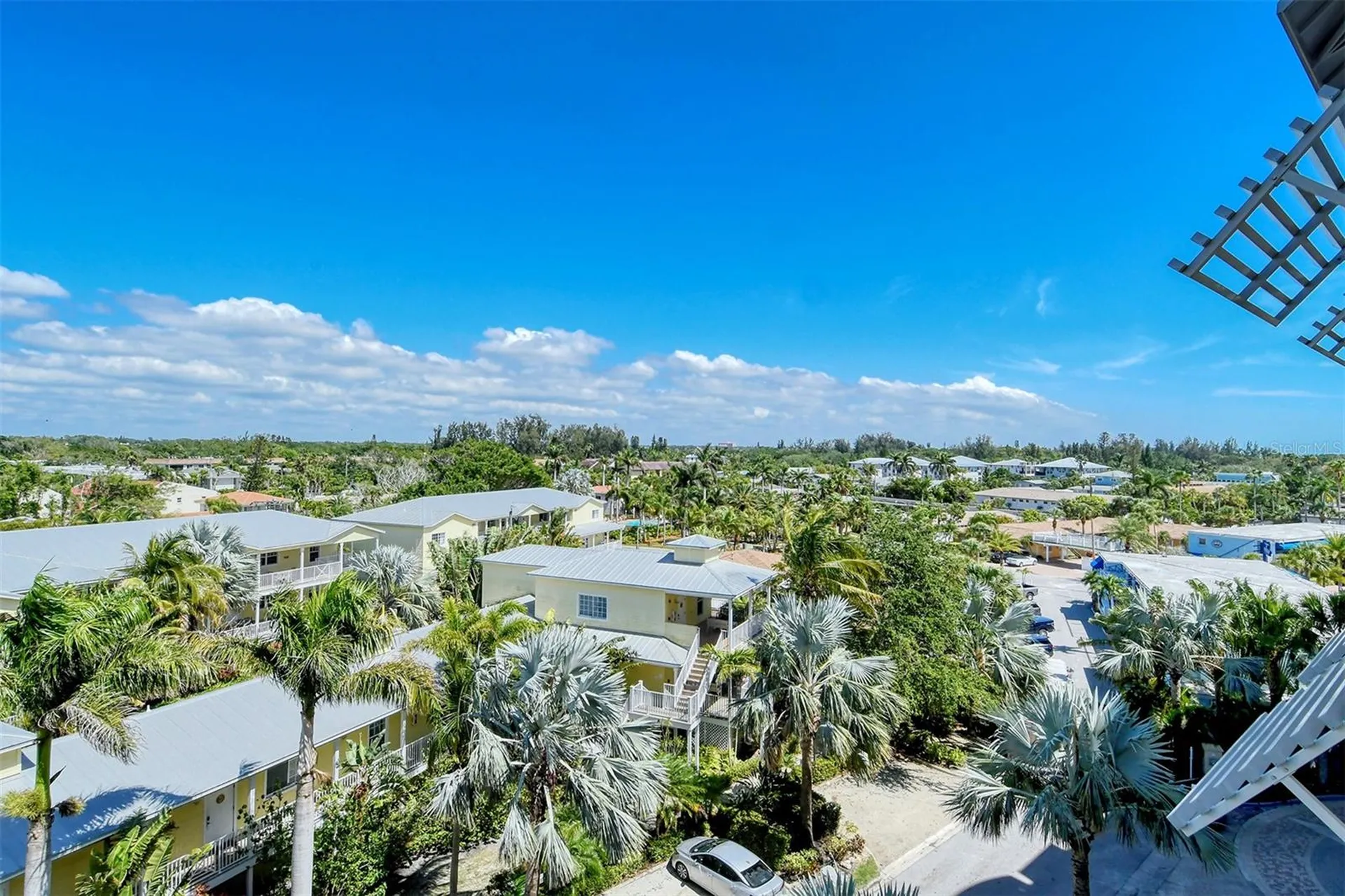 915 Seaside Drive Sarasota FL 34242
