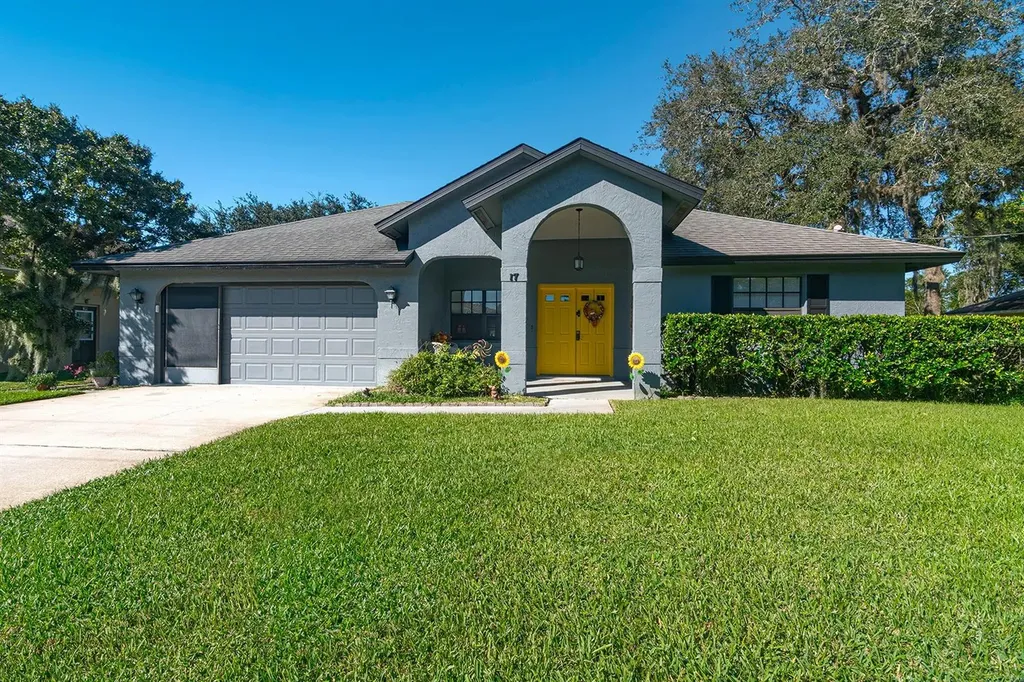 17 Faircastle Lane Palm Coast FL 32137