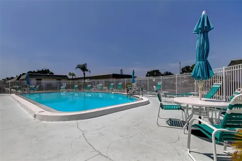 7727 39th Avenue N St Petersburg FL 33709