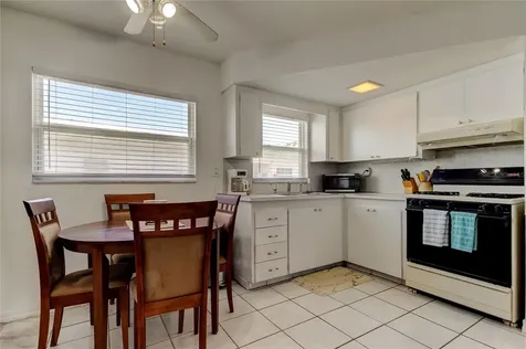 7727 39th Avenue N St Petersburg FL 33709