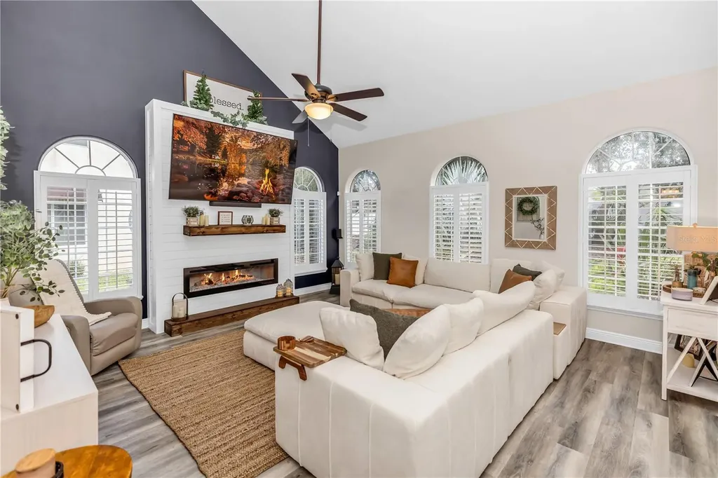 169 Hawkcrest Court Debary FL 32713