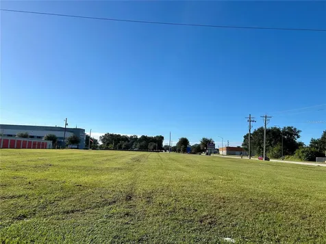 667 S 5th Avenue Wauchula FL 33873