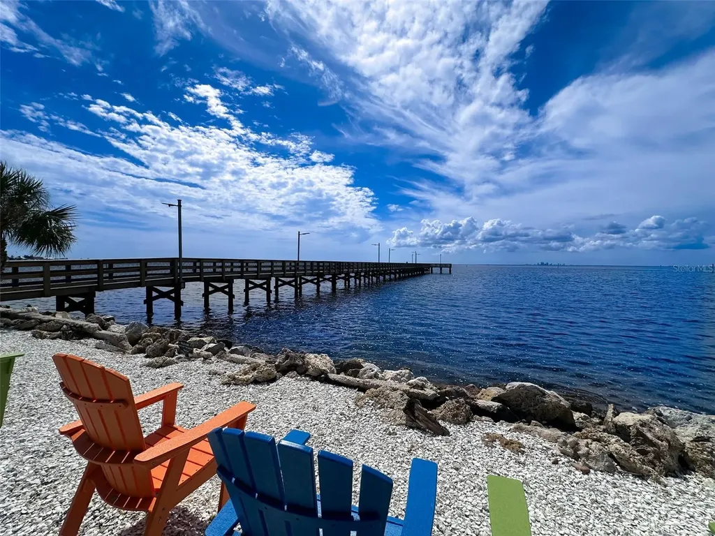 611 Destiny Drive Ruskin FL 33570