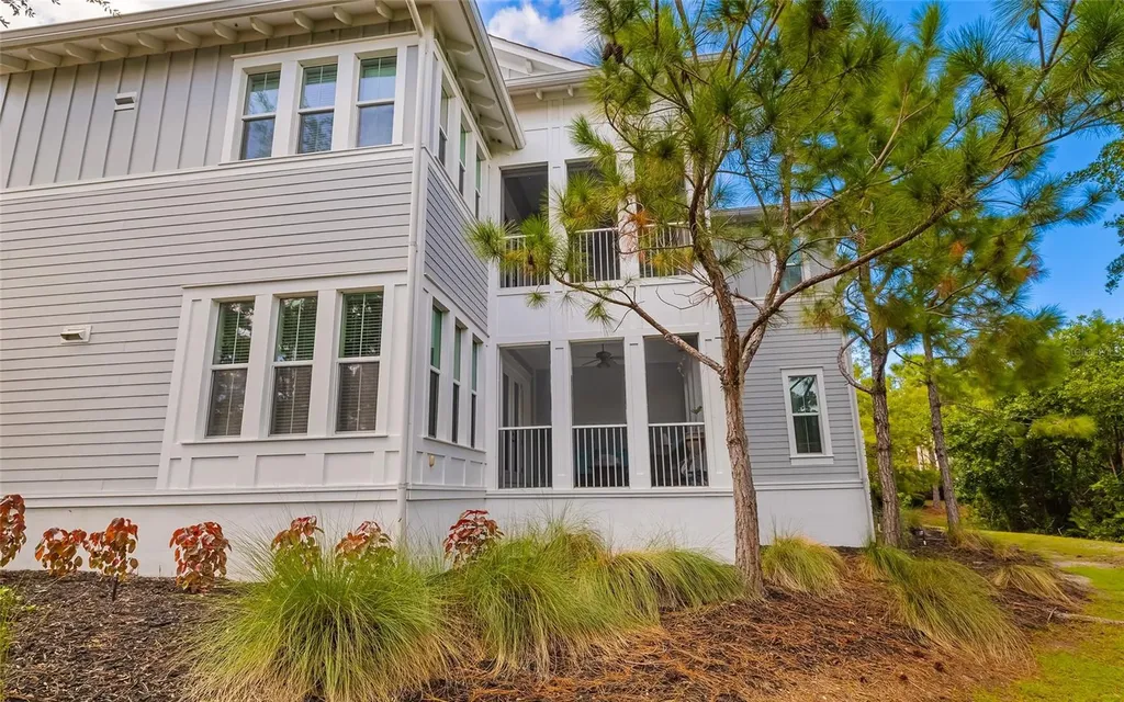 339 Sapphire Lake Drive Bradenton FL 34209