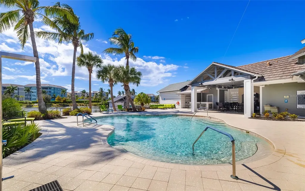 339 Sapphire Lake Drive Bradenton FL 34209
