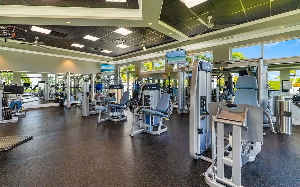 339 Sapphire Lake Drive Bradenton FL 34209