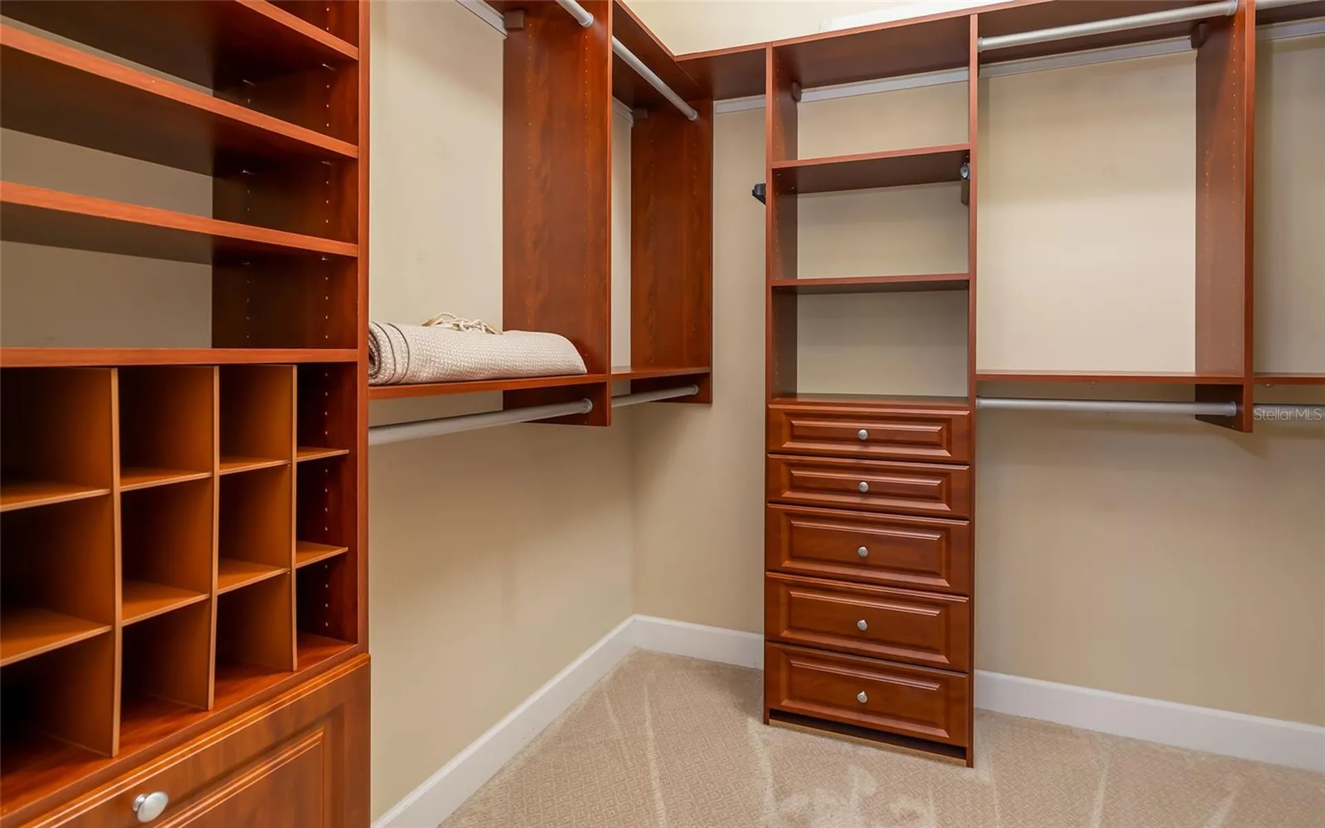 339 Sapphire Lake Drive Bradenton FL 34209
