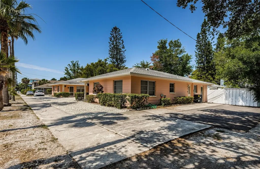 3025 54th Street S Gulfport FL 33707