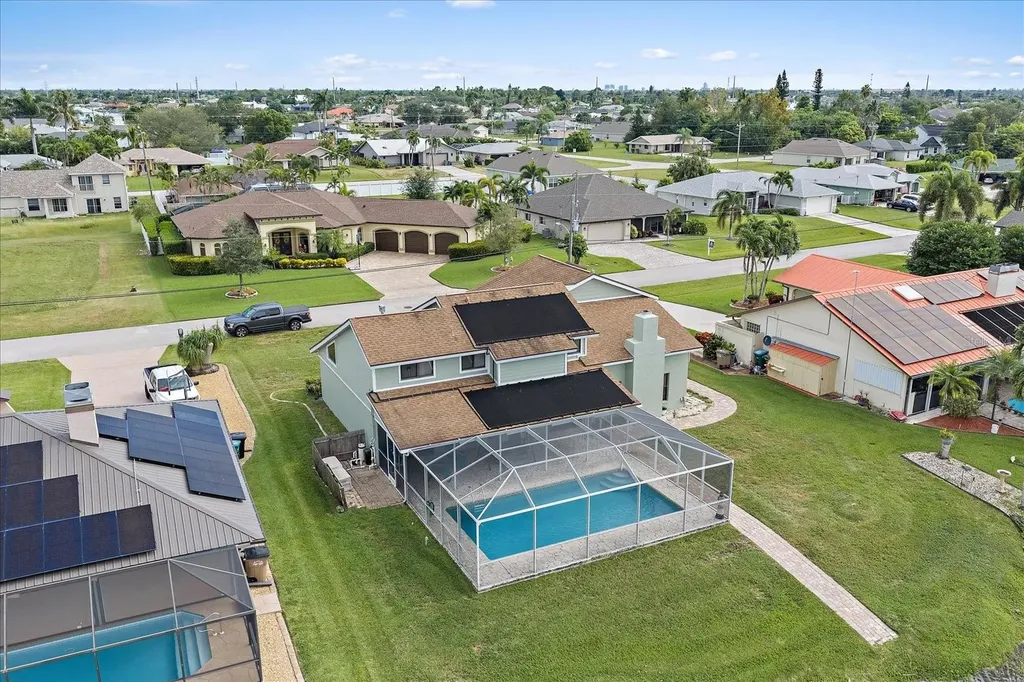 1008 SW 4th Place Cape Coral FL 33991