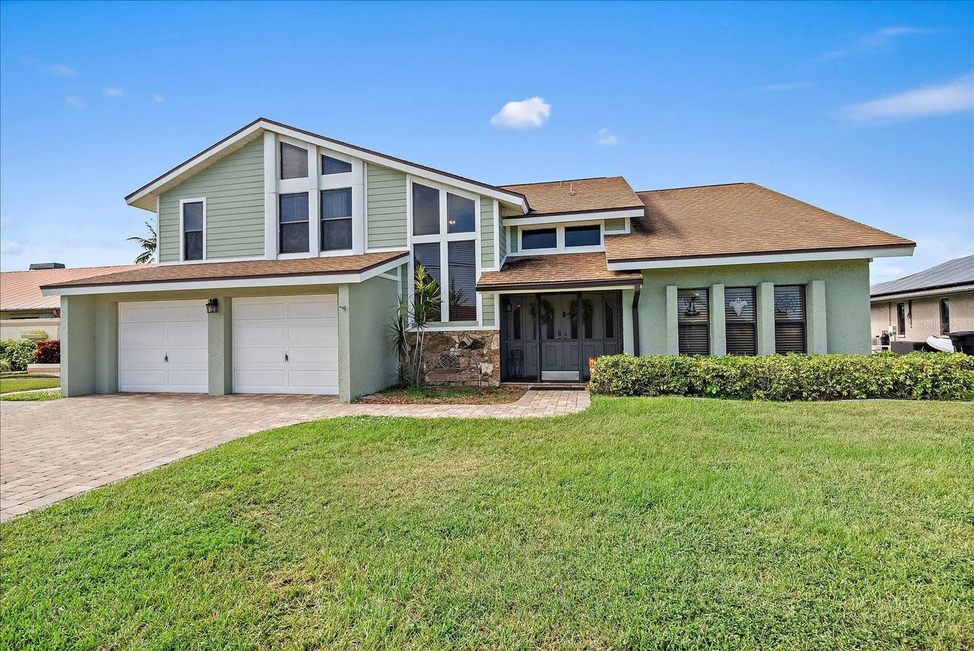 1008 SW 4th Place Cape Coral FL 33991