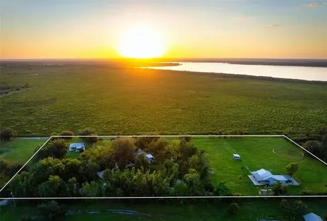 4939 Myakka Valley Trail Sarasota FL 34241