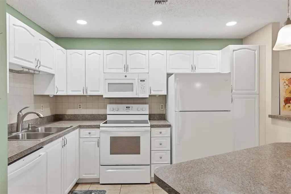 4534 Park Lake Terrace N Bradenton FL 34209