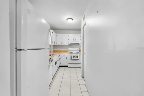 6115 SW 12th Place Gainesville FL 32607
