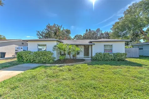 7542 19th Avenue N St Petersburg FL 33710