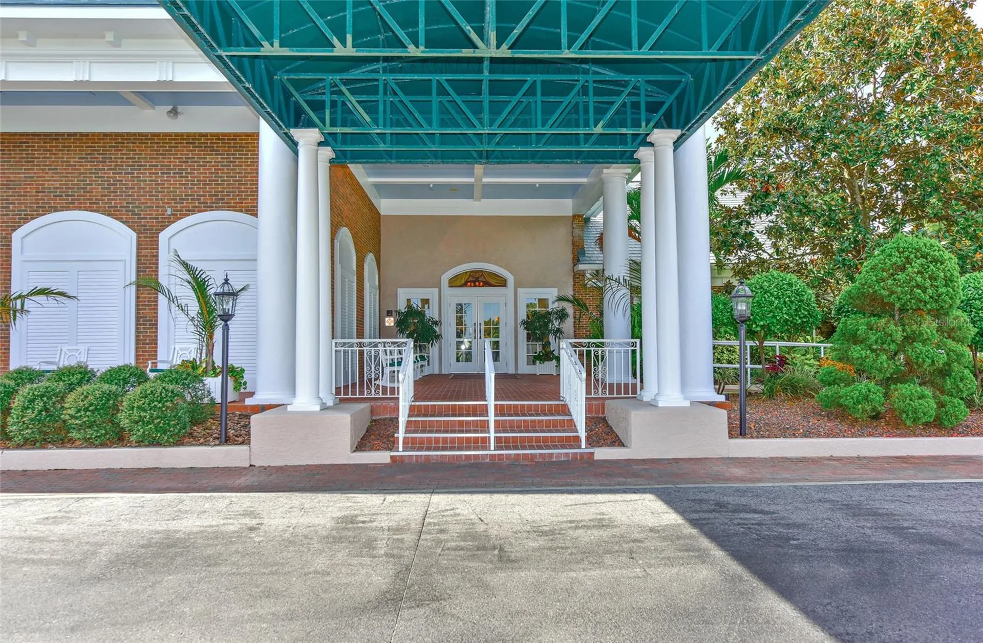 5528 Fair Oaks Street Bradenton FL 34203