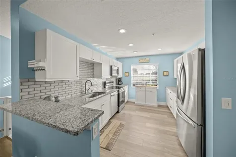 5528 Fair Oaks Street Bradenton FL 34203