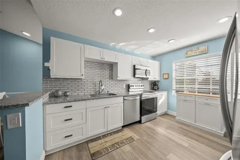 5528 Fair Oaks Street Bradenton FL 34203