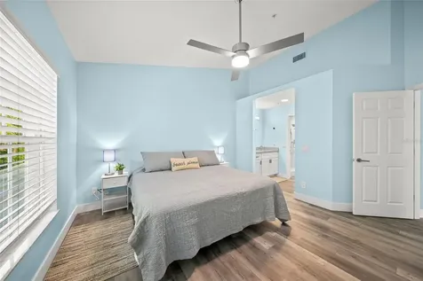 5528 Fair Oaks Street Bradenton FL 34203