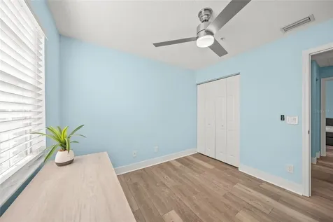 5528 Fair Oaks Street Bradenton FL 34203