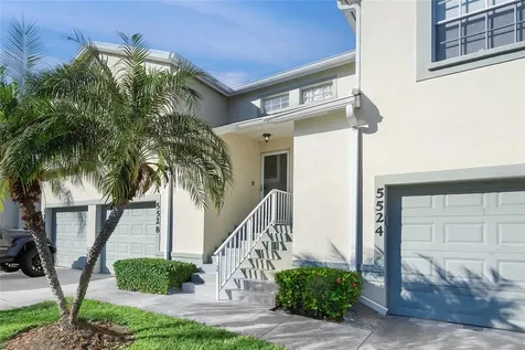 5528 Fair Oaks Street Bradenton FL 34203