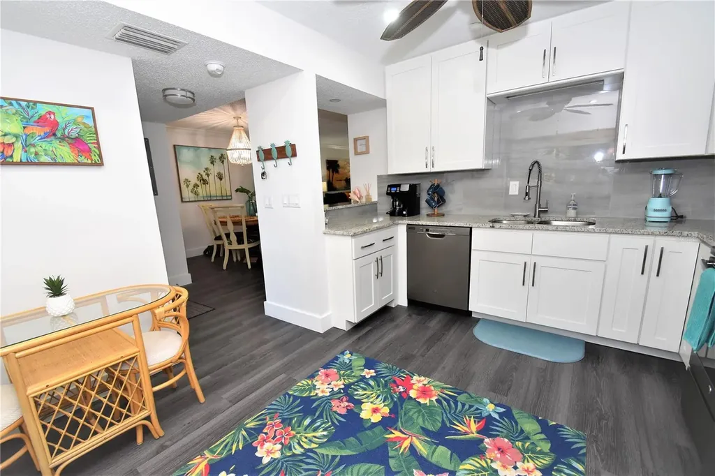 1647 Brookhouse Court Sarasota FL 34231